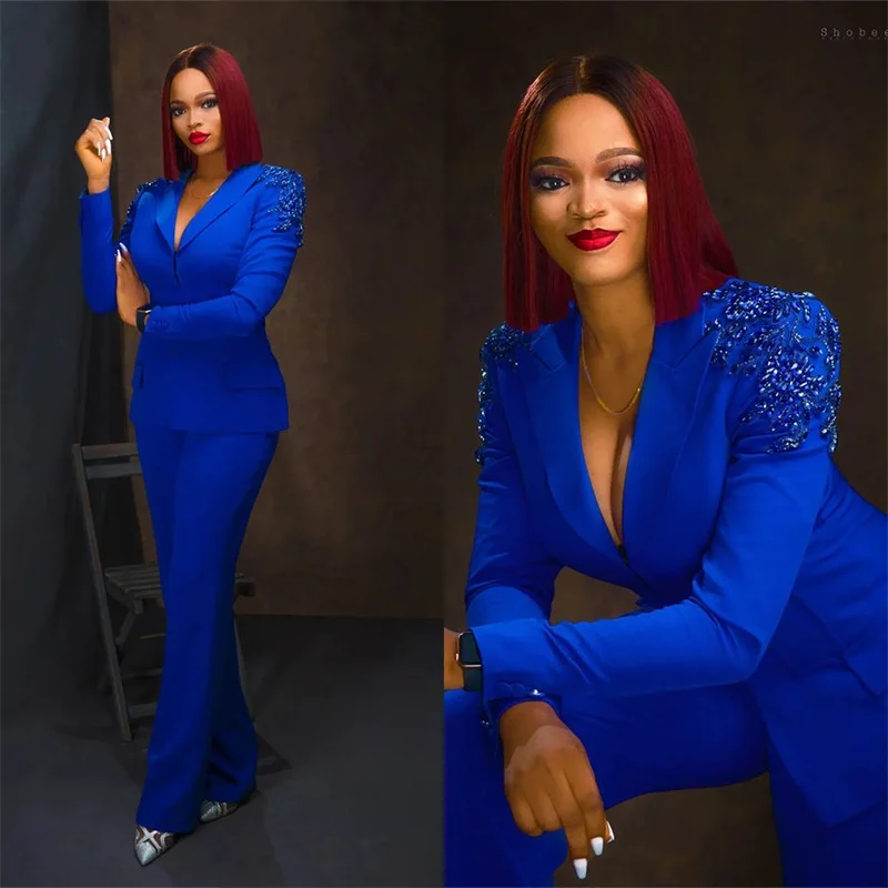

Luxury Crystals Women Suits Set 2 Pieces Peaked Lapel Blazer Flare Pants Custom Made Fashion Formal Celebrity Prom Evening Dress