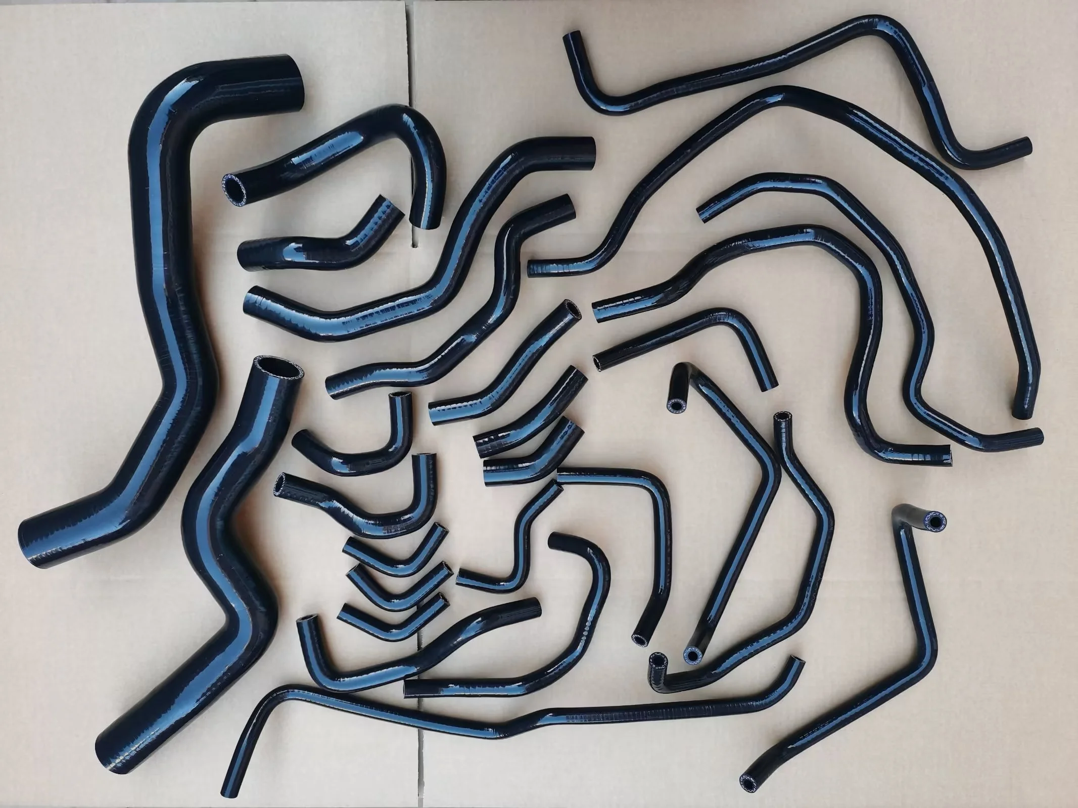 215031CB0A 215011CB0A Coolant Radiator Heater Hose Tube For Radiator