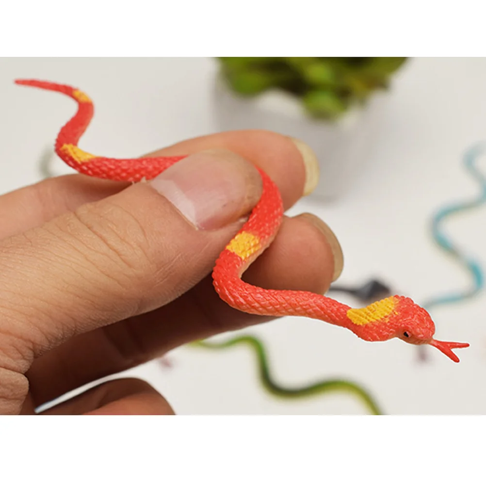 

12 Pcs High Simulation Snake Models PVC Rubber Funny Toy Artificial Faux Crawl Prank Prop