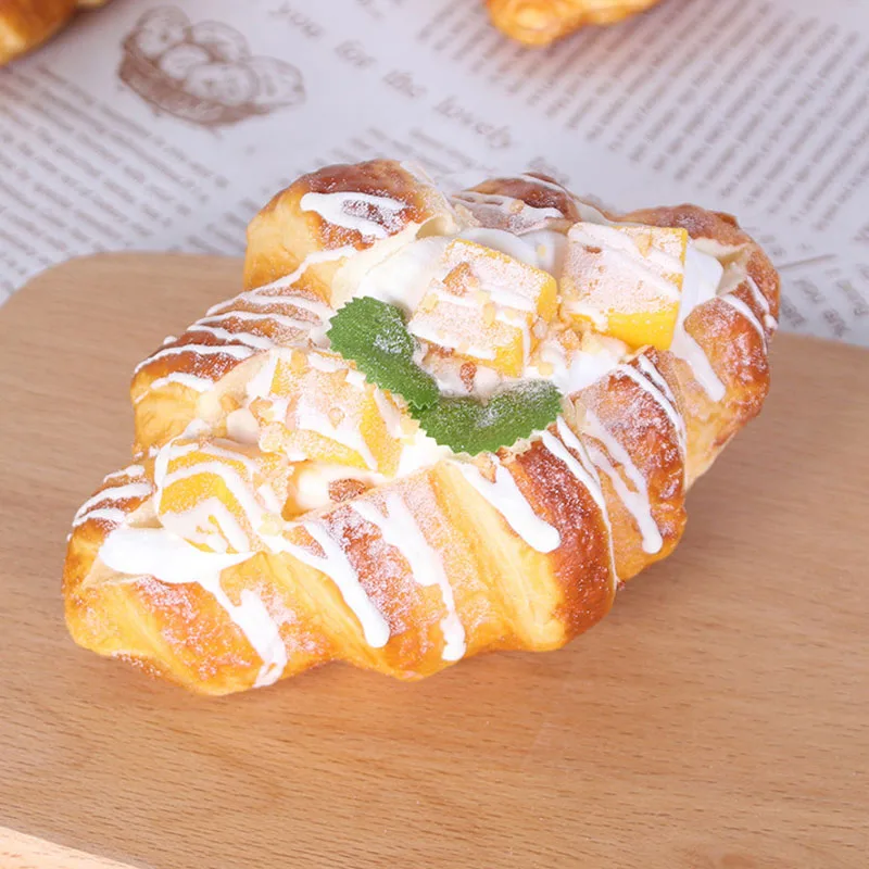 1PC Artificial Croissant Dessert Fake Food Decoration Photography Pro Food Simulation Cake Model Tea Table Decoration FCYY-026