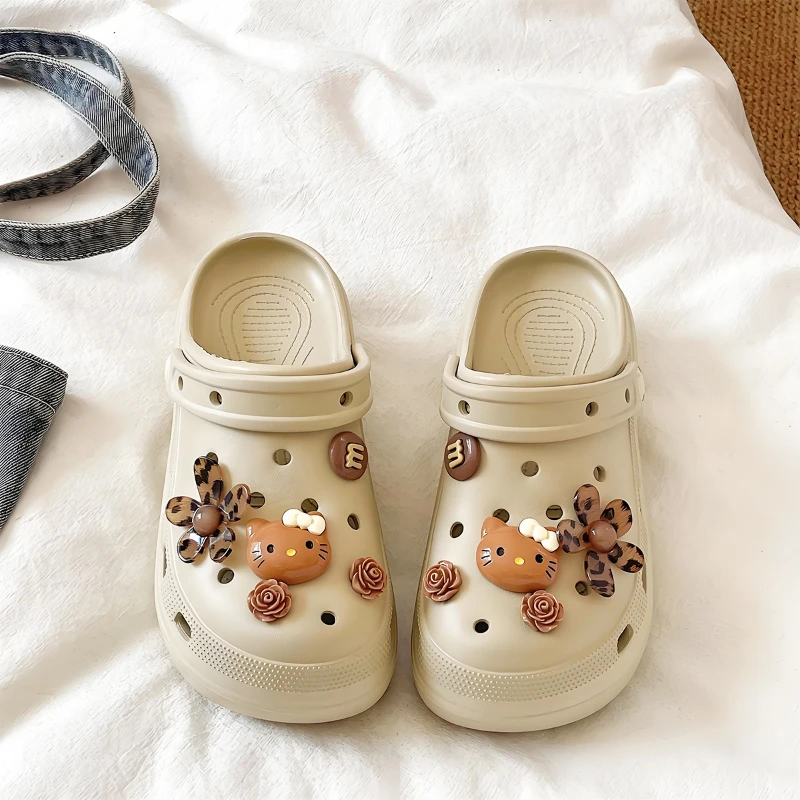 10PCS Kawaii Hello Kitty Leopard Flower Rose Shoes Charms Set Cute Shoe Decorations for Clogs Sandals Girls Party Gifts Favors ﻿