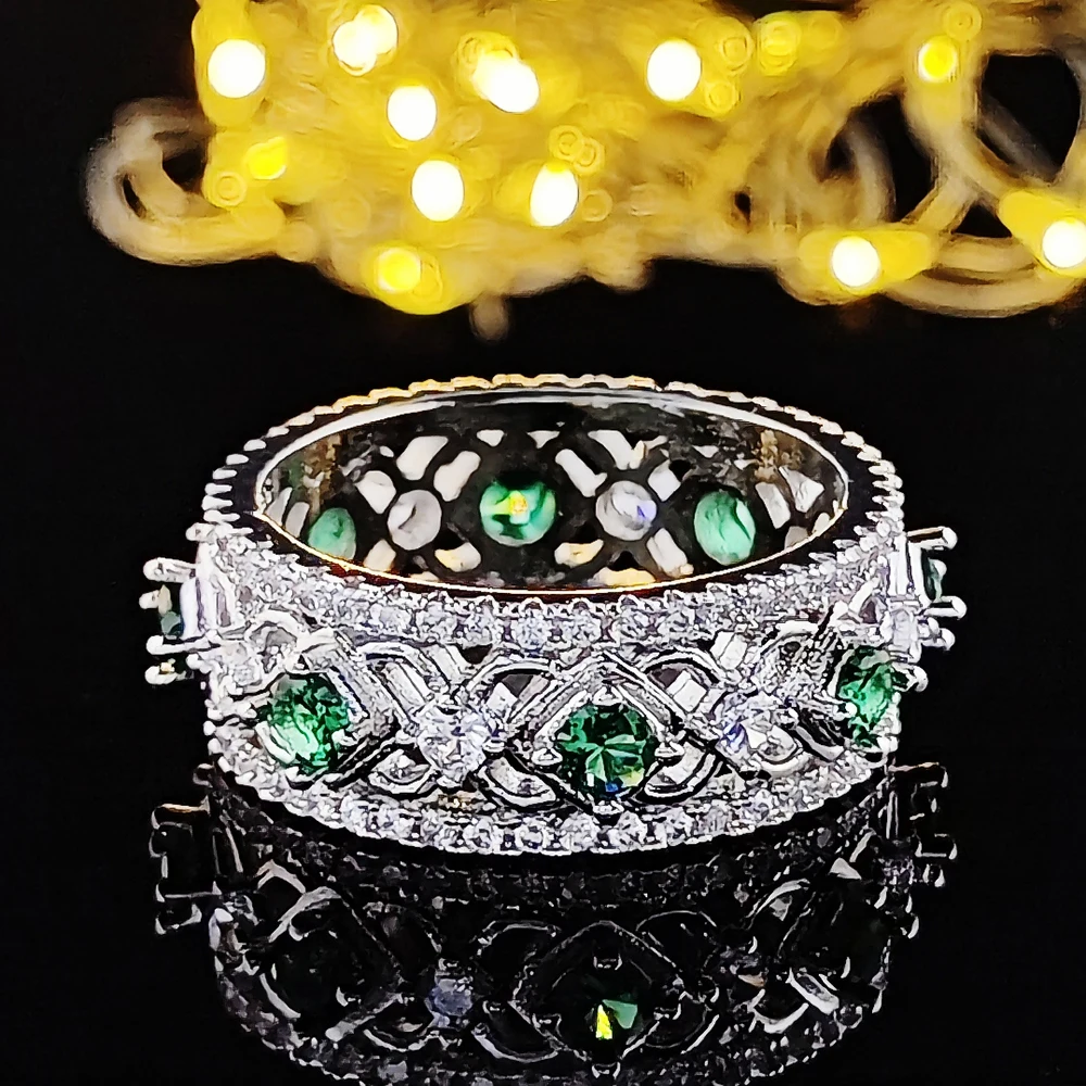 Elegant Vintage Gold & Silver Eternity Wedding Band for Women & Men - Perfect Gift