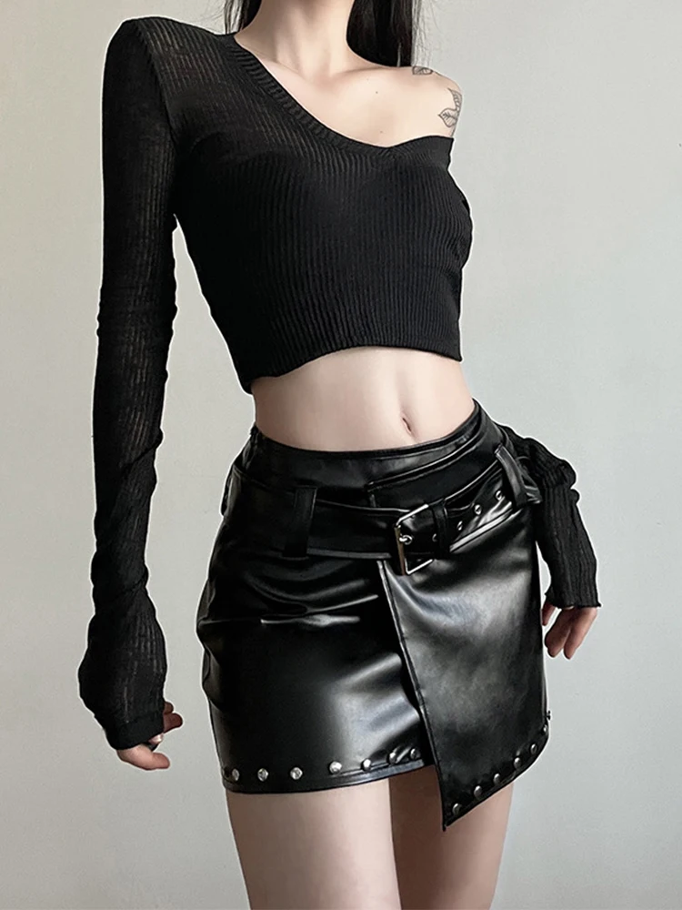 Рисунок 4 - Юбка AltGoth из искусственной кожи