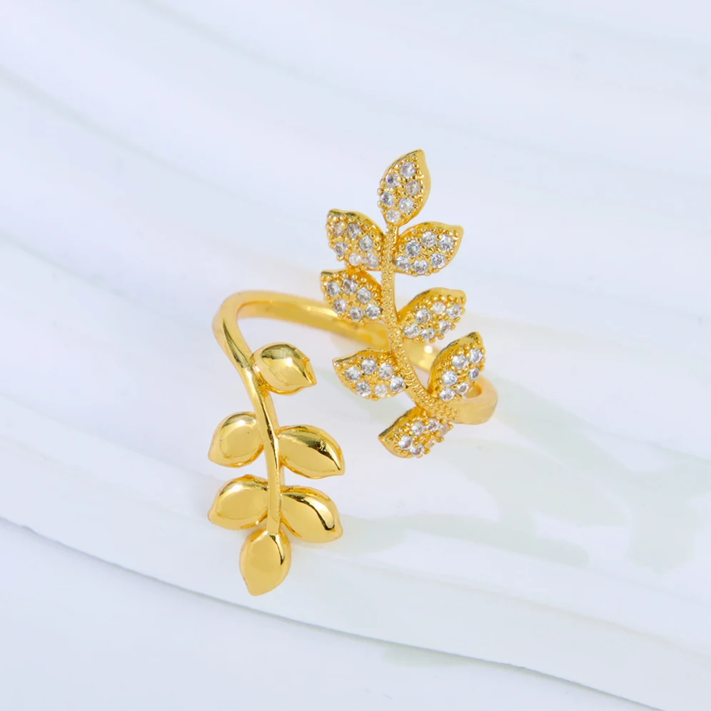 Luxuriöser italienischer Goldfarbener Ring in Blattform, 21 Karat vergoldet, Dubai, eleganter Zirkon-Cocktailring, Saudi-Frauen-Event-Party-Schmuck – Detail 5