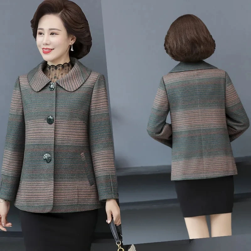 New Mother Autumn Short Coat Fashion Woolen Plaid Middle-Aged And Elderly Women Are Spring And Autumn Woolen Loose Casual Coat .