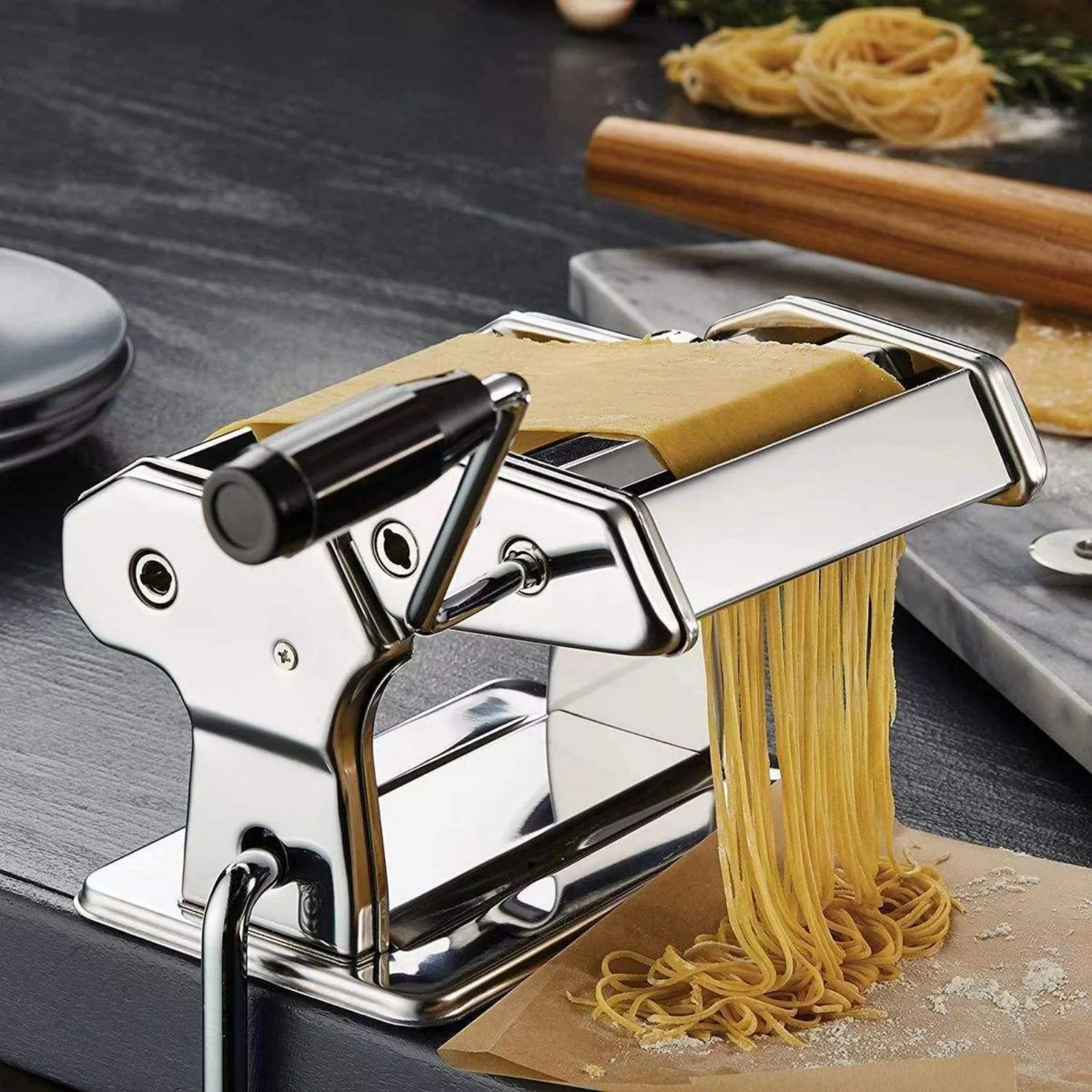 Stainless Steel Manual Noodle Maker With Adjustable Thickness Settings Perfect for Homemade Spaghetti and Lasagna (Silver)
