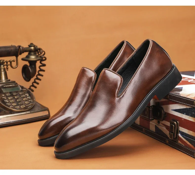 مصمم أحذية جلدية رجالية فاخرة ماركة حمراء وحيد رسمي موضة الأعمال اليومية عادية حفلة مأدبة فستان البروغ أحذية الزفاف