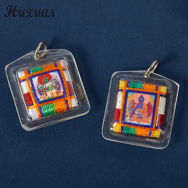 

Tibetan Tangka Green Tara Buddhism Keychains Small Pendants Pocket Fengshui Key Chain Buddhist Decoration