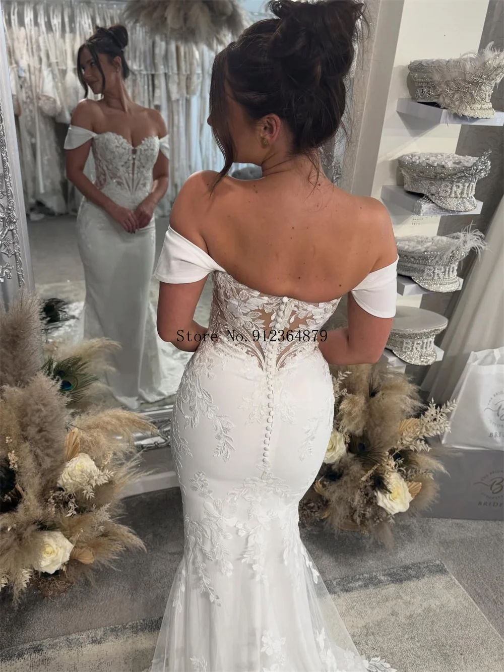 Customized Lace Applique Mermaid Wedding Dress Sheer Bustier Satin Bridal Dress Slim Fit Elegant Bridal Gown for Bride