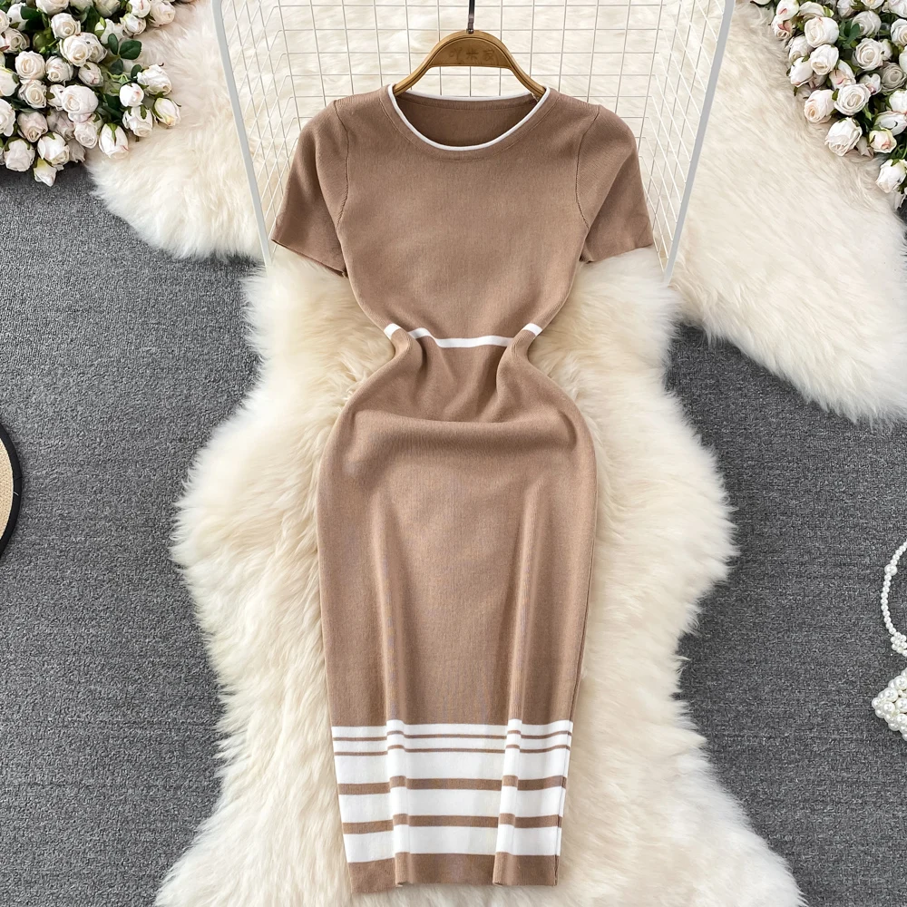 

Autumn and Winter New Korean Version Round Neck Long Sleeve Slim Striped Knitted Bottoming Bag Hip Dress