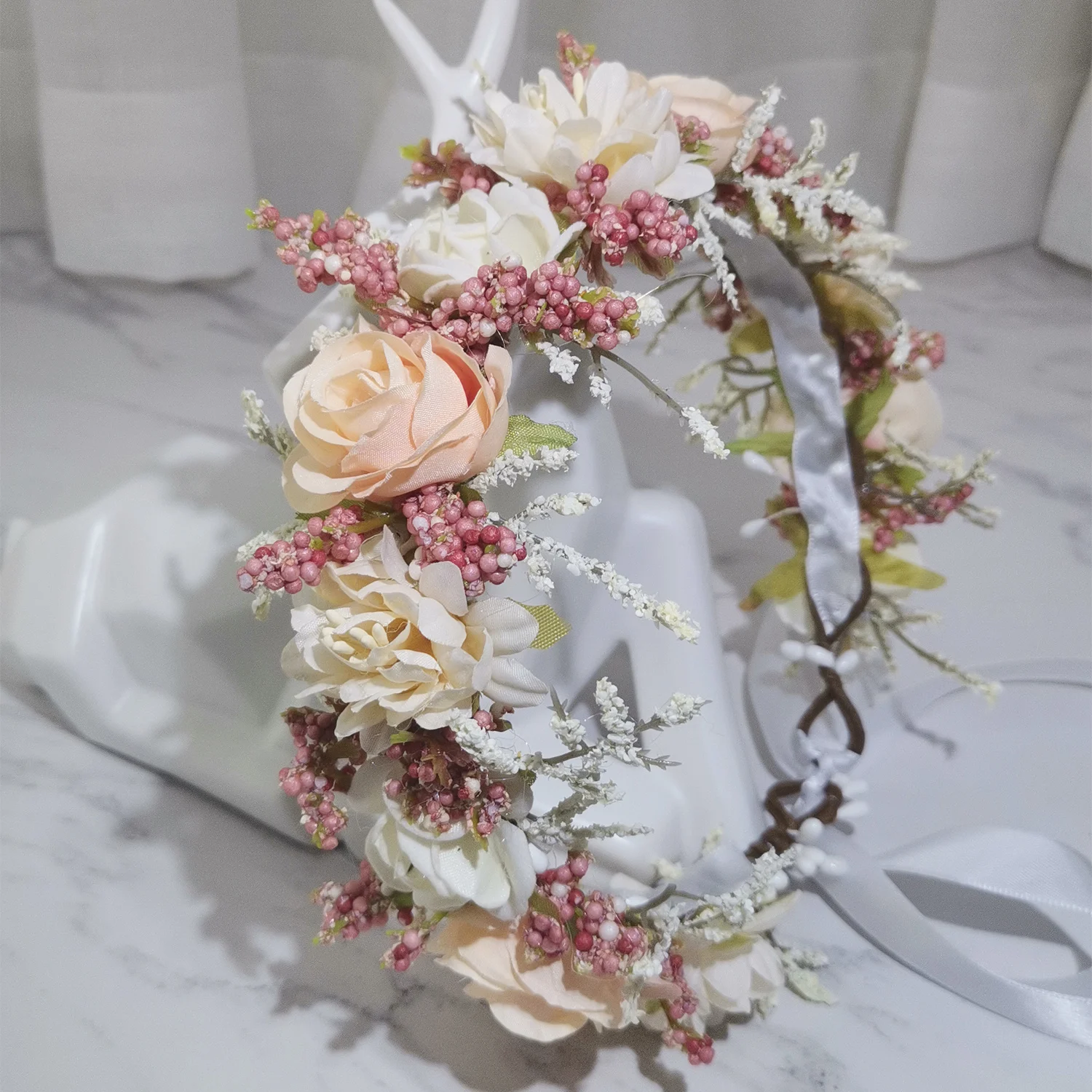 女の子のための花の花輪女の子のための花の服ヘアアクセサリーヘッドバンドのオーナメント子供のための花の花輪6個