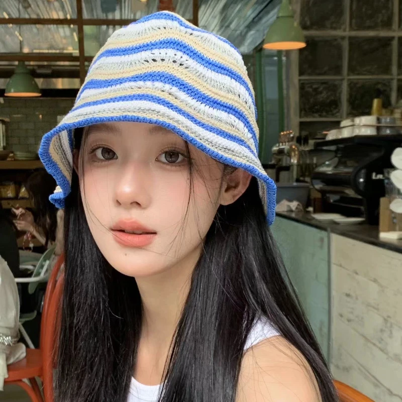 

Retro Contrasting Stripes Hollow Woven Bucket Hats Women Summer Travel Versatile Show Face Small Casual Sunscreen Basin Caps