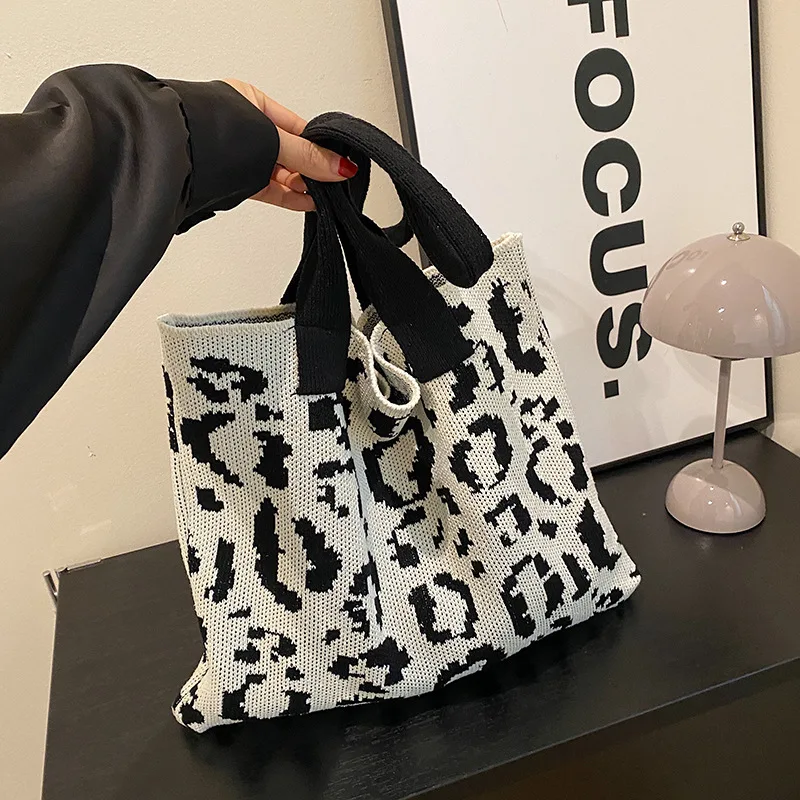 Shoulder Bag Knitted Bags for Women Fashionable Popular Design Large Capacity Tote Contrast Color Daily Commute Casual All-Match