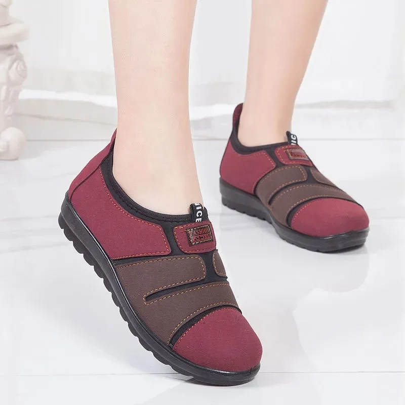

Cresfimix Sapatos Femininas; Красивые женские светильник Вес обувь без застежки обувь на плоской подошке Женская мода противоскольжения комфорт круглый носок Лоферы A16c