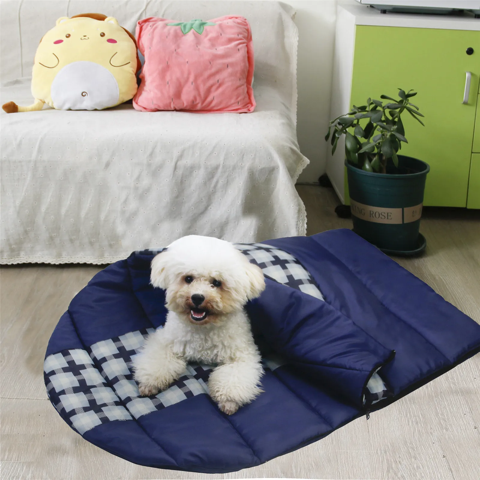 Dog sleeping bag