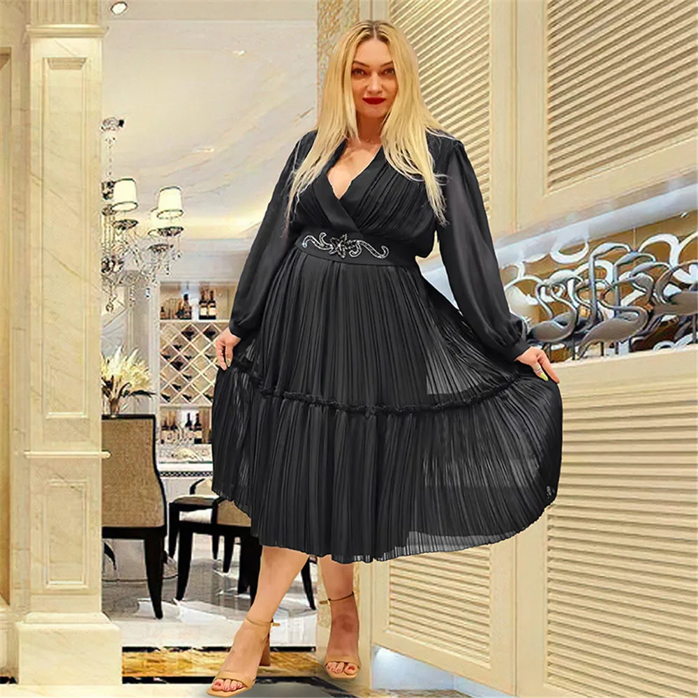 

Europe and The United States Long Sleeve Pleated Skirt High Waist Loose Large Size Dress (send Belt) 8835#