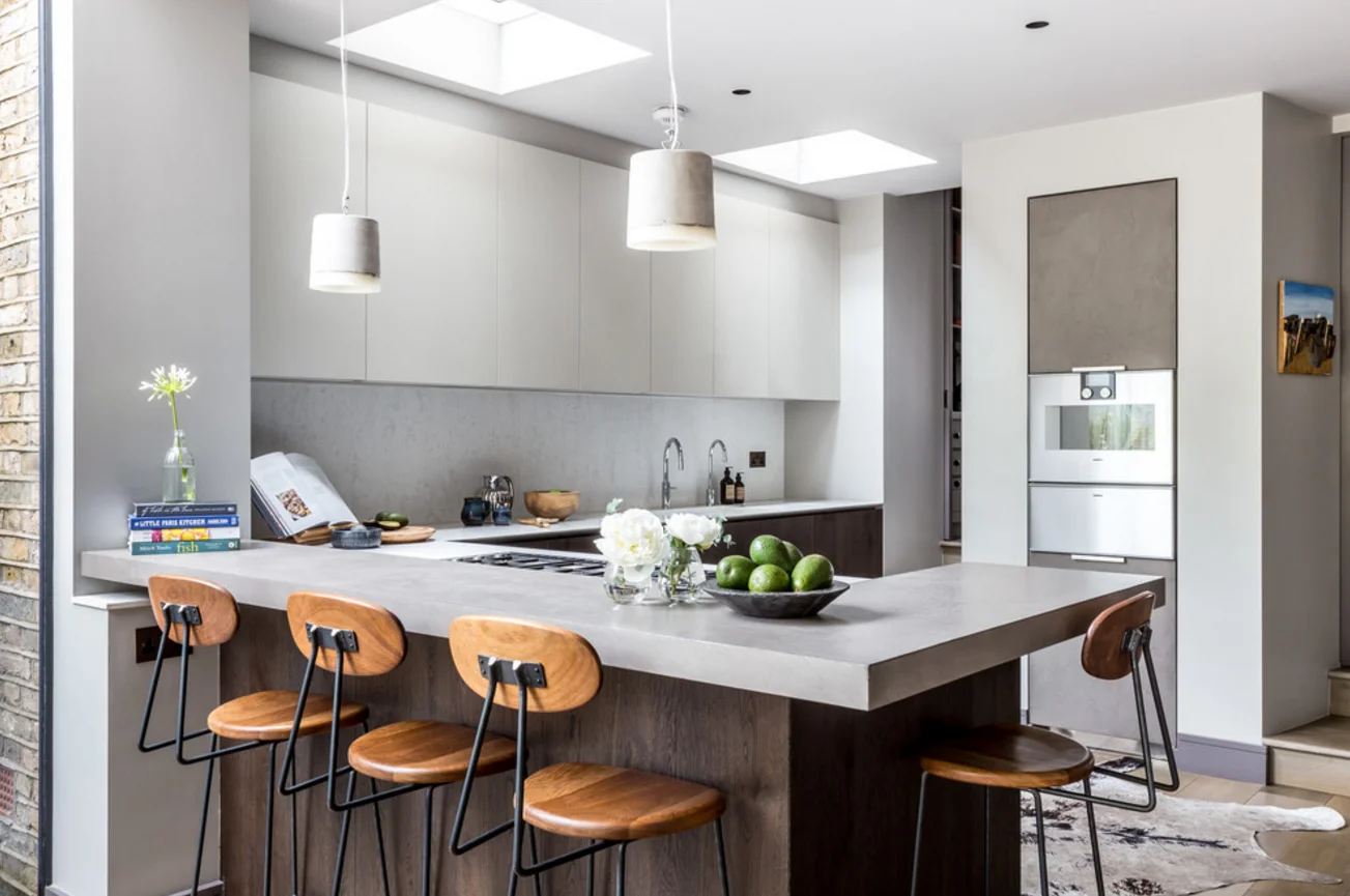 Modern Style Simple Warm Light Color Solid Wood Customizable Kitchen Cabinet
