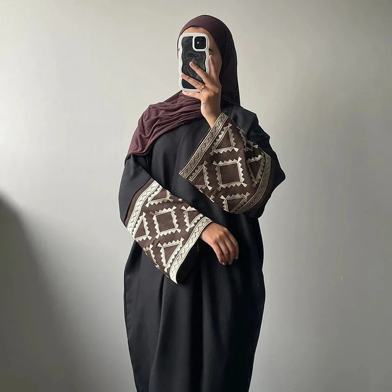 

Open Abaya Dubai Luxury Muslim Hijab Dress Embroidery Batwing Sleeves Abayas for Women Islamic Clothes Turkey Kimono Kaftan Robe