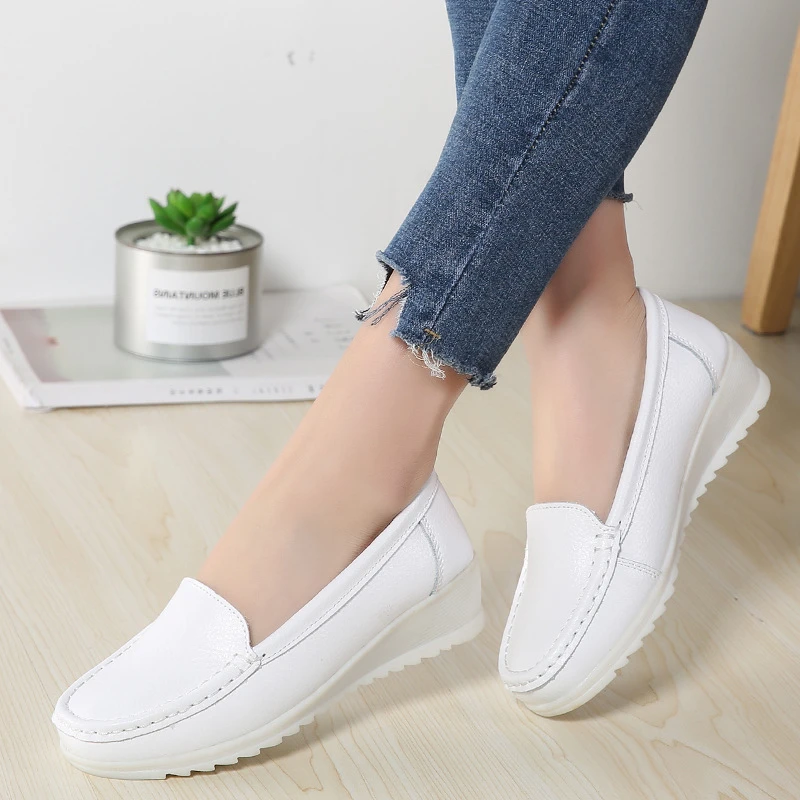 Nuevos de invierno para enfermera, zapatos blancos de terciopelo Pedal, zapatos informales de cuero de vaca A la moda para mujer, zapatos trabajo transpirables, Mujeres| | - AliExpress