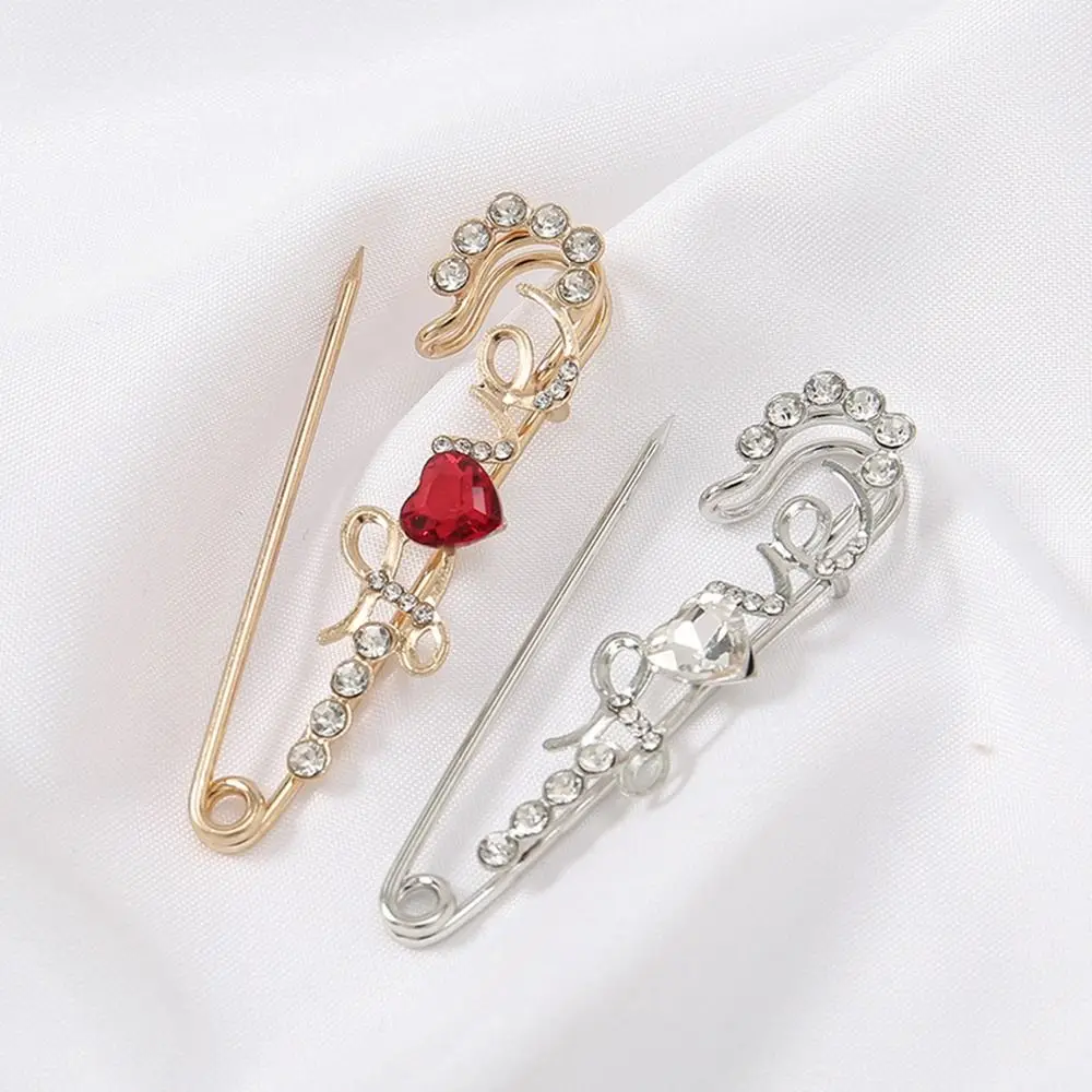 진주 장식 탈부착 가능한 진주 브로치 고정핀 탈부착 디자인 바지핀 장식 클립 안전핀