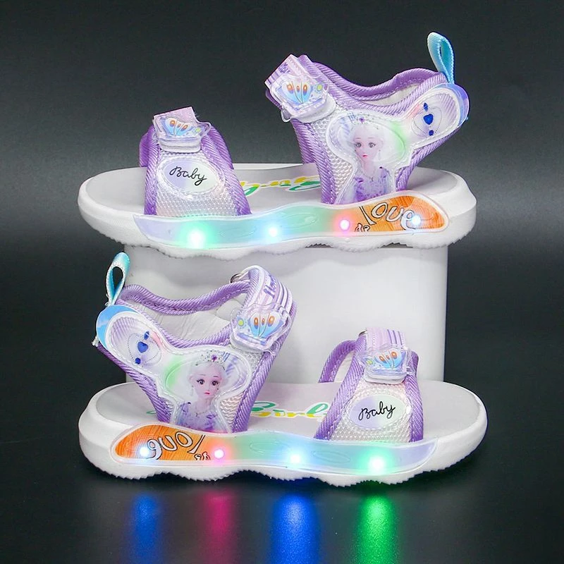 Nuovi sandali per ragazze scarpe per bambini estive per bambini principessa Led Light Luminous Cartoon Frozen Toddler Beach Sandals Indoor Home Bath Shoes