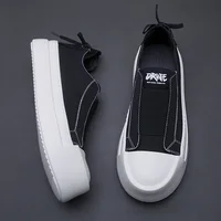 Men's shoes 2025 spring new breathable casual shoes men soft sole comfortable loafers men's black canvas shoes 1