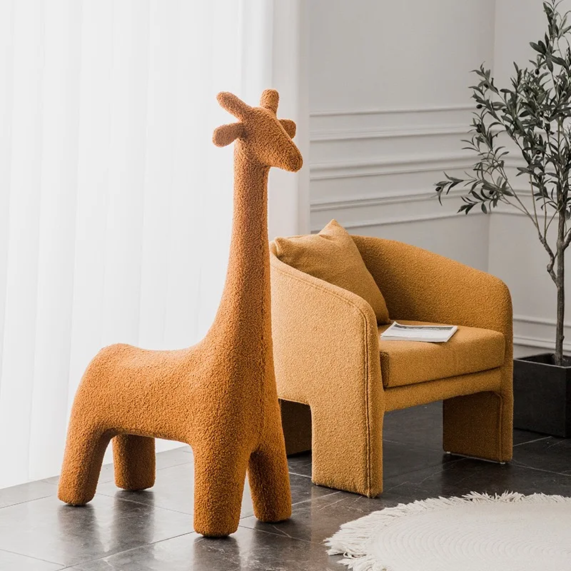 Nordic children's animal stool creative baby giraffe chair home living room web red color cartoon shoe stool