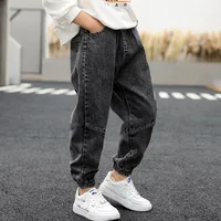 Jeans mit Fronttaschen
