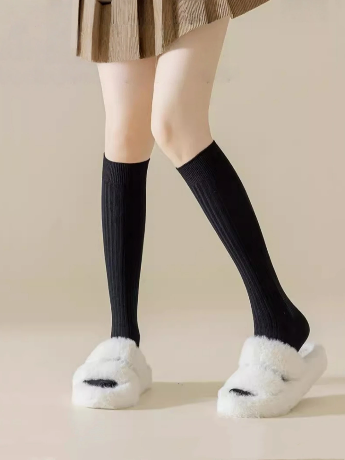 Women's Solid Color Breathable Casual Socks - Fashionable and Comfortable