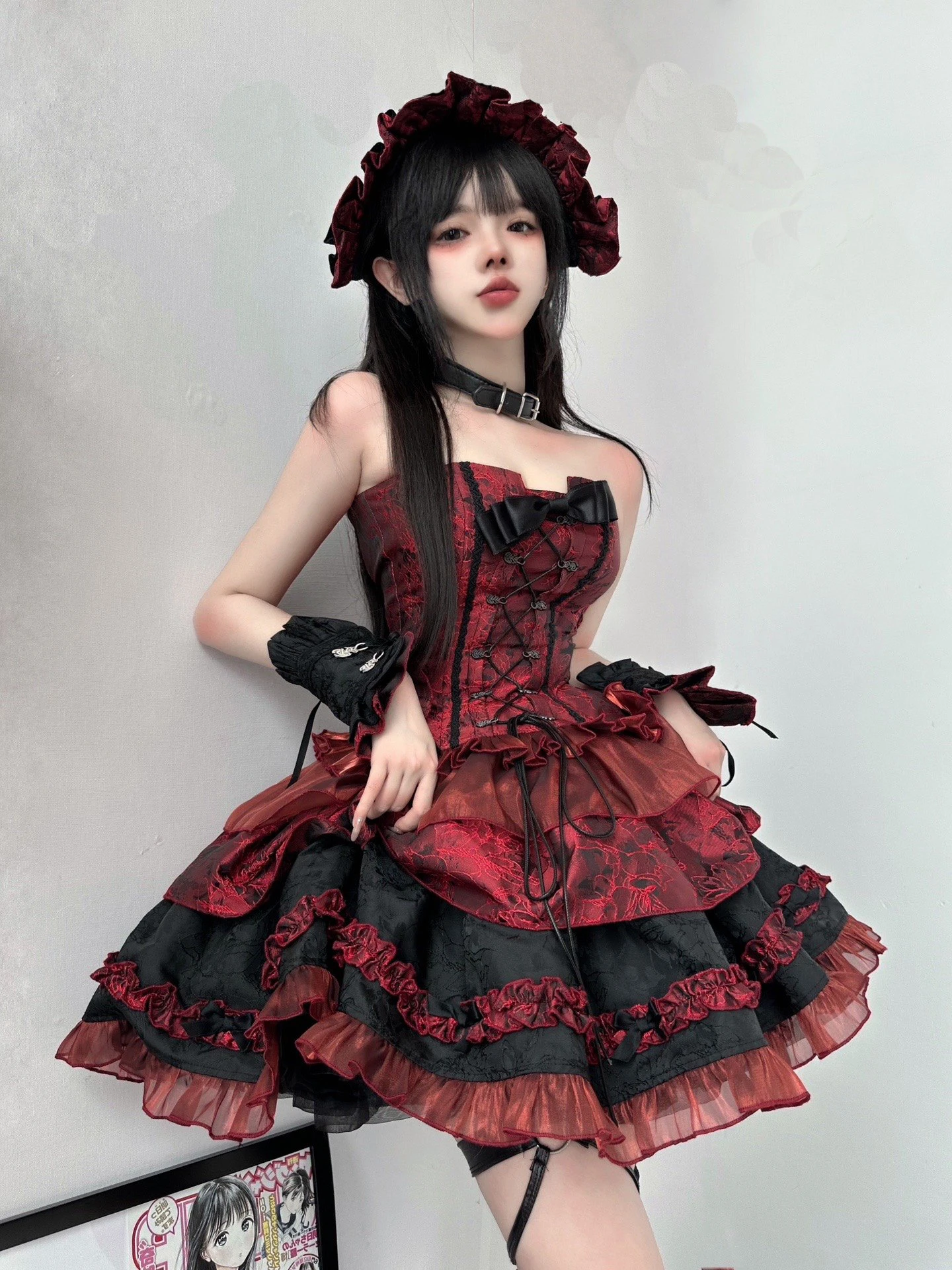 

Red Jacquard Waistcoat Fishbone Corset Mid-Length Dress Set Elegant