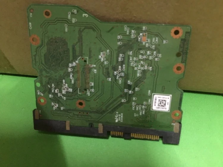 Цифровой жесткий диск WD PCB 2060 771971 измерено |