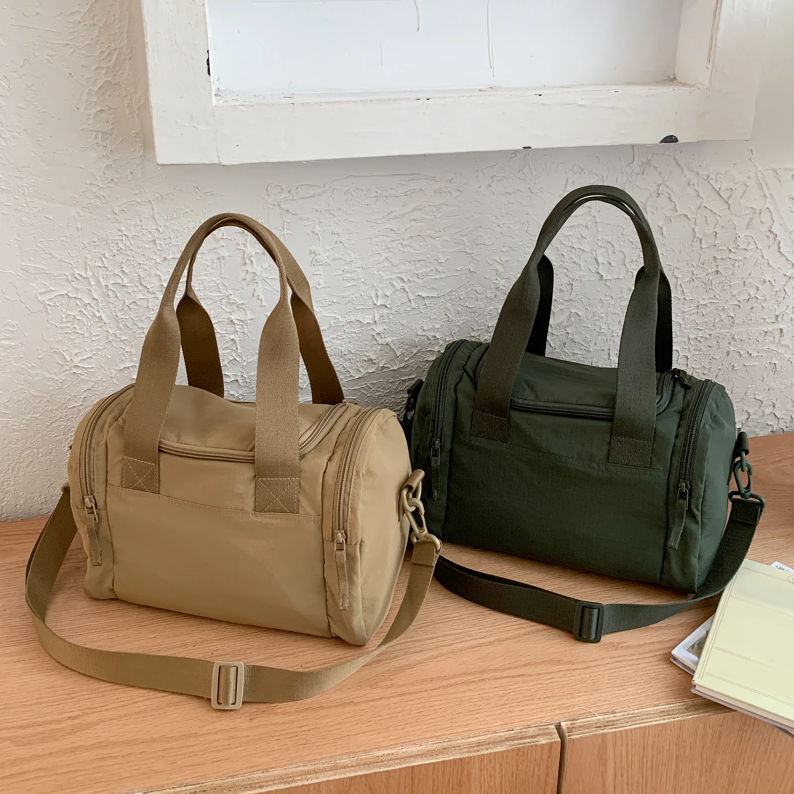 Weekender Bags with Wet Compartment Small Gym Bag Puffer Duffle Bag for Women Travel Gym Weekend Workout