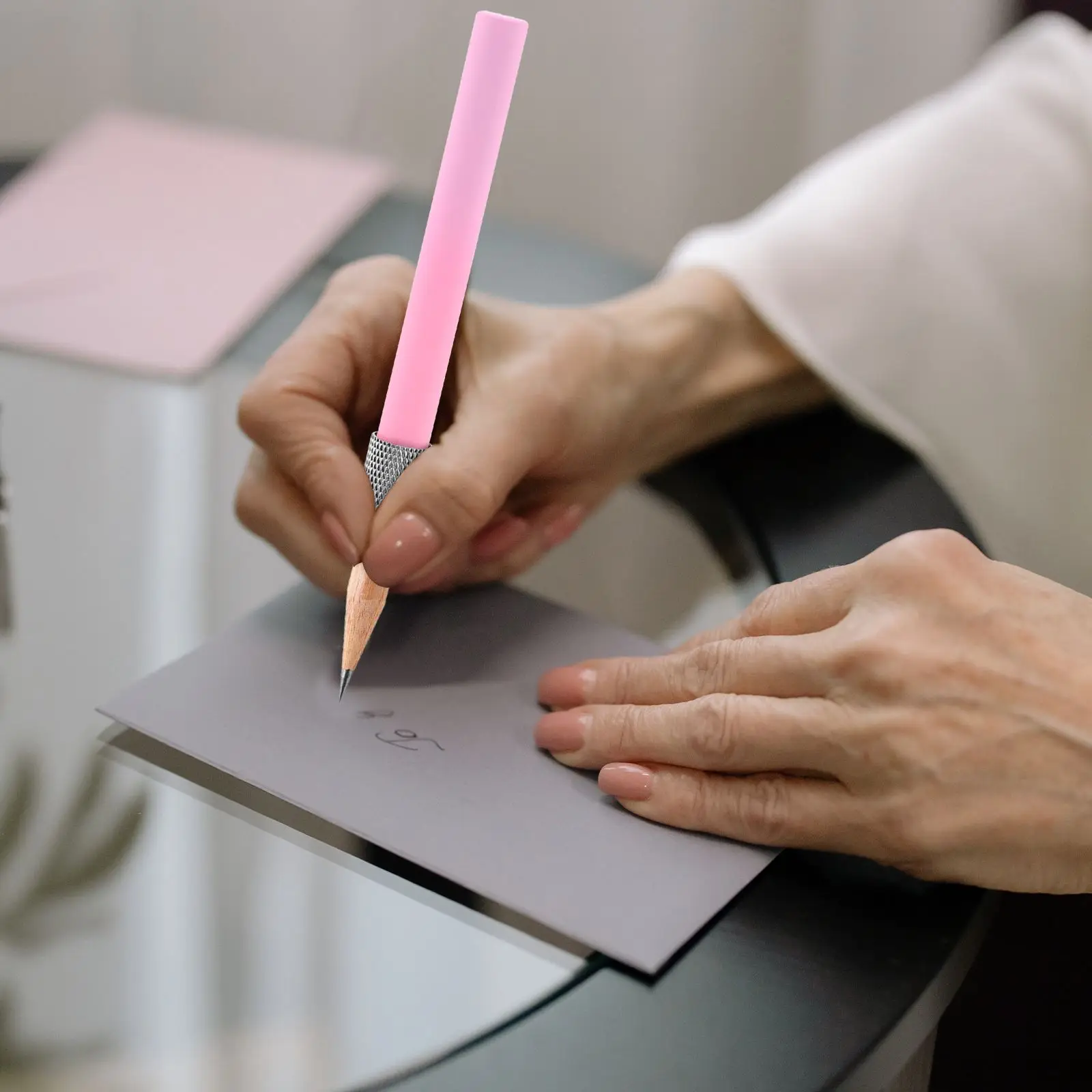 6pcs 아트 알루미늄 모듬 색상 연필 연장기 - 일반 학생 문구의 색연필용 연필 연장 홀더