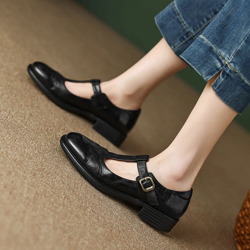 Genuine leather black medium heel thick heel small leather shoes, niche retro single shoe for women