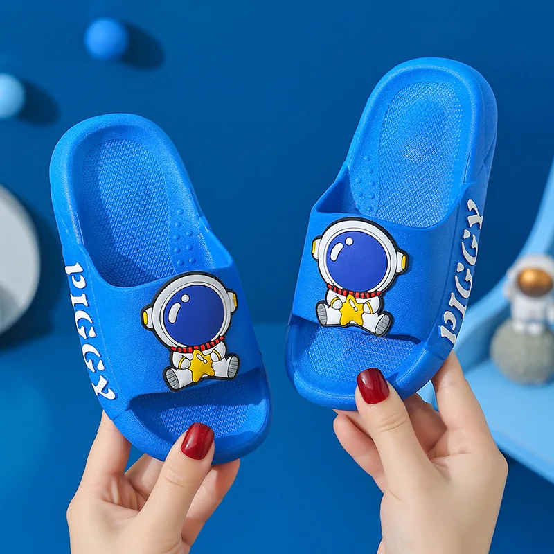 Kids Space Astronaut PVC Slippers Boys Beach Sandals Girls Home Slippers Big Childrens Hole Shoes Baby Garden Shoes Soft Summer