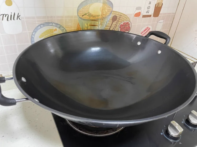  HHTD Large Wok for Cooking Old-Fashioned Traditional