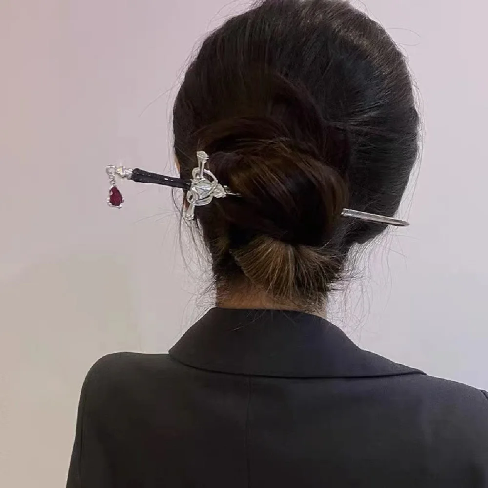 Vintage Hair Stick Sword Pendant Alloy Chinese Hanfu Hair Accessories Chopsticks New Fashion Hairpin Fork Girls Bun Jewelry hair accessory hair stick jewelry accessories