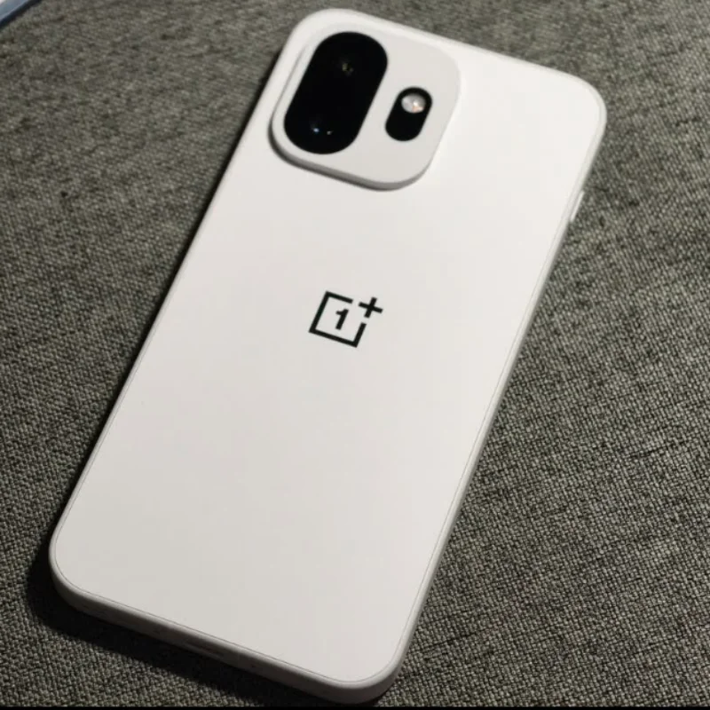 OnePlus 15T Battery 7500mAh 100W Supercharge 50W Wireless 6.32 Inch 165Hz 50MP OIS Unlocked Network Snapdragon 8Elite Gen5 OTA