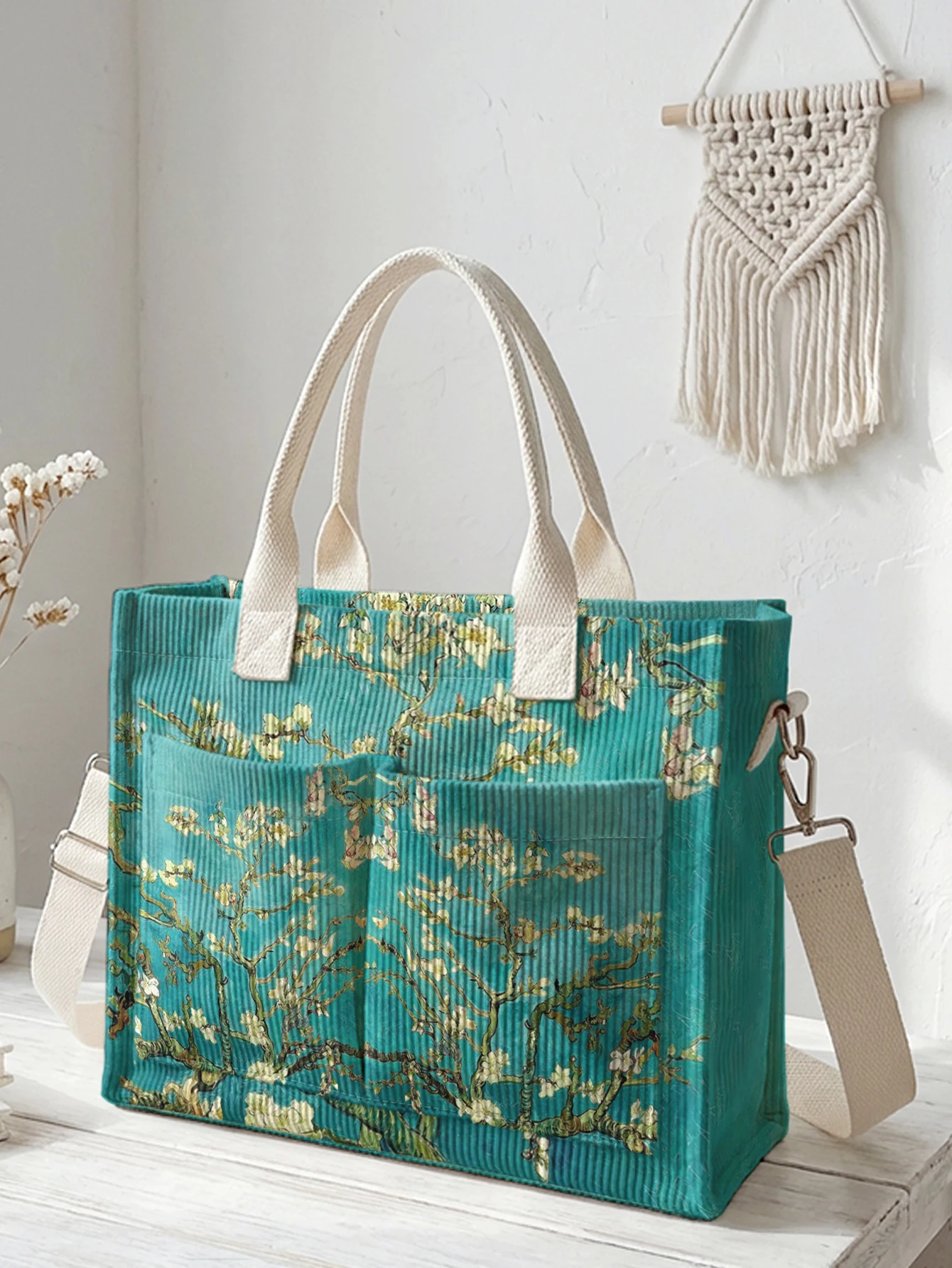 Aprikosenfarbene Cord-Tragetasche mit mehreren Taschen und großem Fassungsvermögen für Kunstliebhaber, ideal als Umhängetasche für den Arbeitsweg.