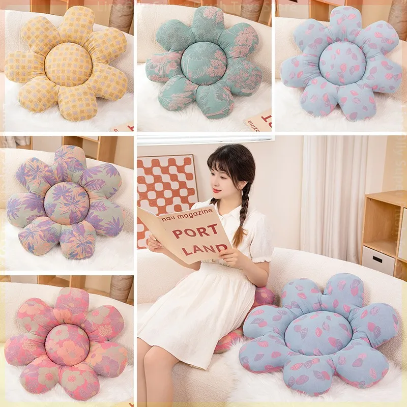 Рисунок 3 - Ткань с имитацией принта семь лепестков