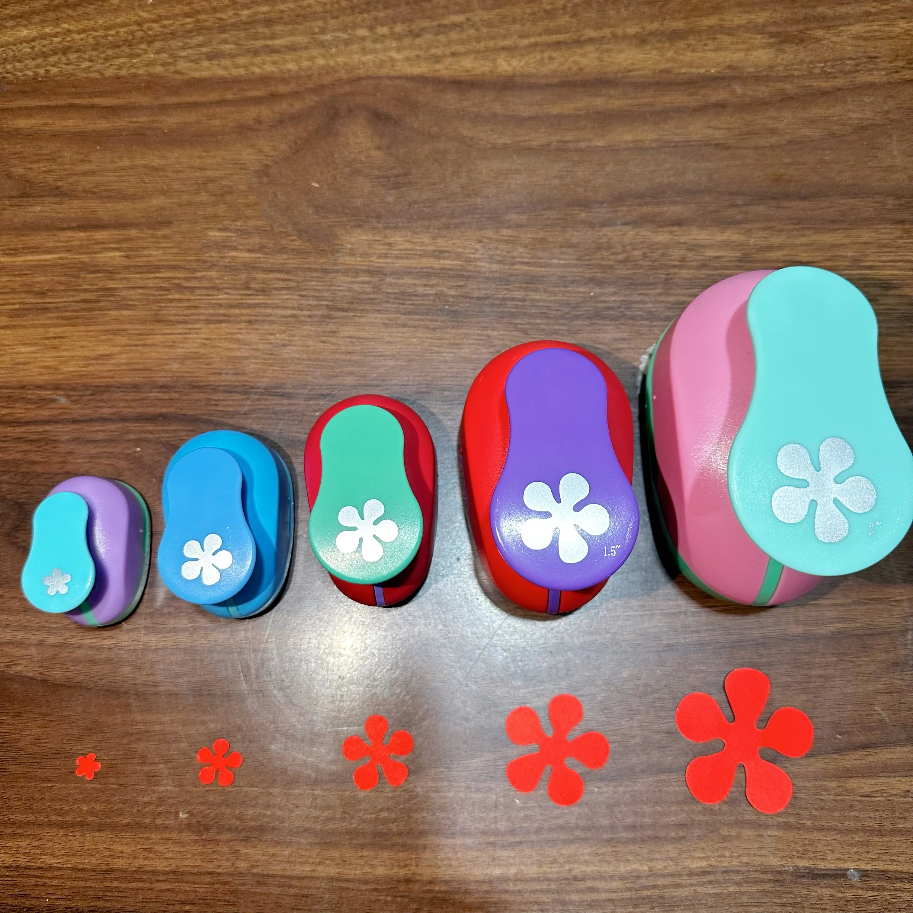 Multiple Size Hole Puncher Flower Hole Labor-saving Design Circular Embosser ABS+Alloy Punch High Quality DIY Paper Cutter NEW paper cutter paper punch hole punching tools paper craft punch circle hole punch embossing maker