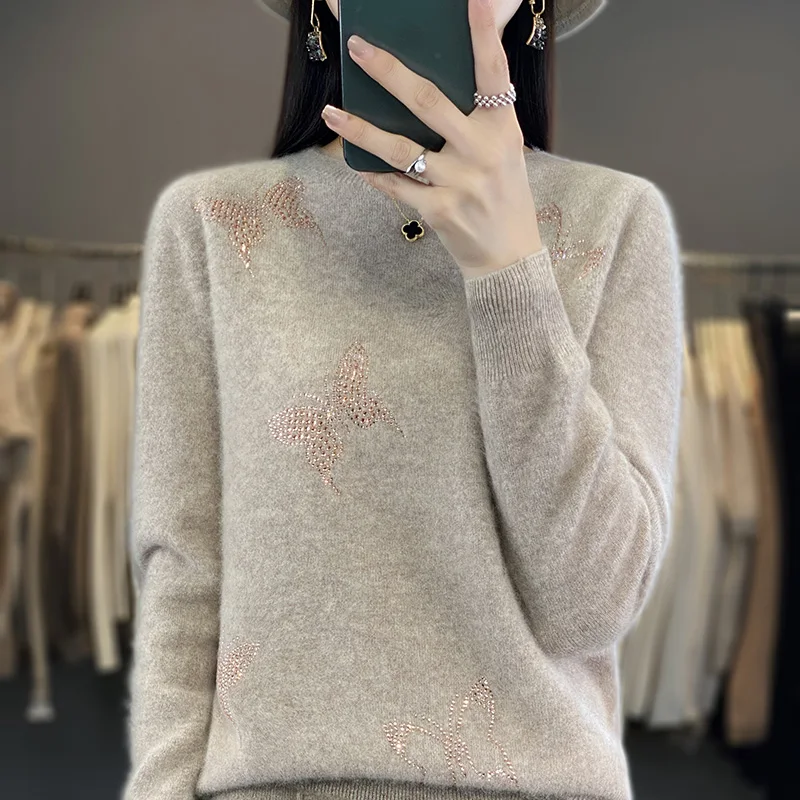 Рисунок 6 - Женский вязаный шерстяной свитер