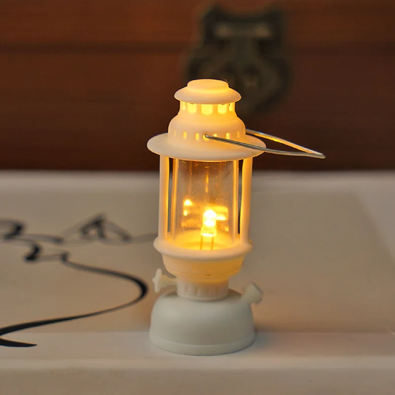 Miniature Retro Glowing Pony Lantern Dollhouse Night Light Decor