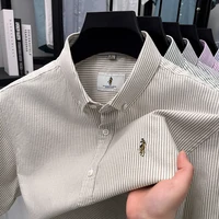 Chemise à manches courtes pour hommes, marque de luxe de qualité, 100 coton, revers cheval brodé, chemise à rayures, nouvelle mode d'été, vêtements de bureau 1