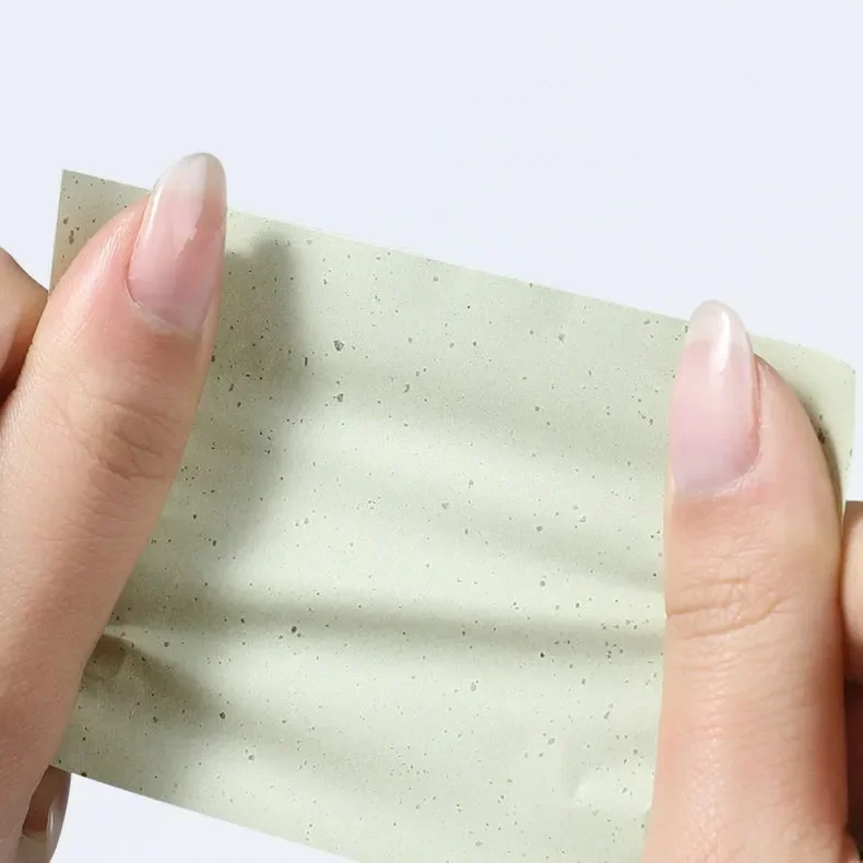 Facial Oil Blotting Paper 100Pcs Face Oil Blotting Paper Protable Matting Face Wipes Facial Cleanser Oil Control Oil-absorbing Cleaning Tools