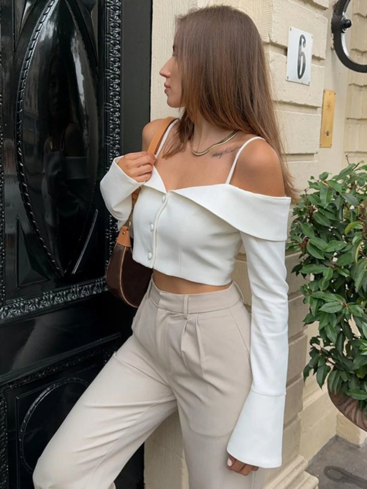 

TARUXY Sexy Off Shoulder Crop Tops For Women 2024 New High Street Fashion White Camis Hot Girls Long Sleeve Slim Tank Top Ladies