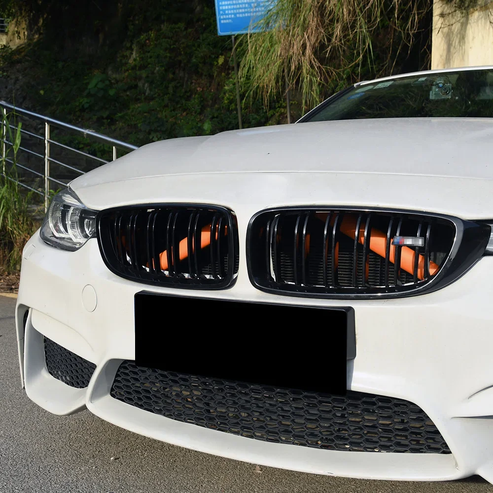자동차 전면 그릴 트림 스트립, V 브레이스 M 스포츠 바 장식, BMW F20 F21 F22 F23 F30 F31 F32 F33 F34 F35 F36 F40 F45 F46, 2 개