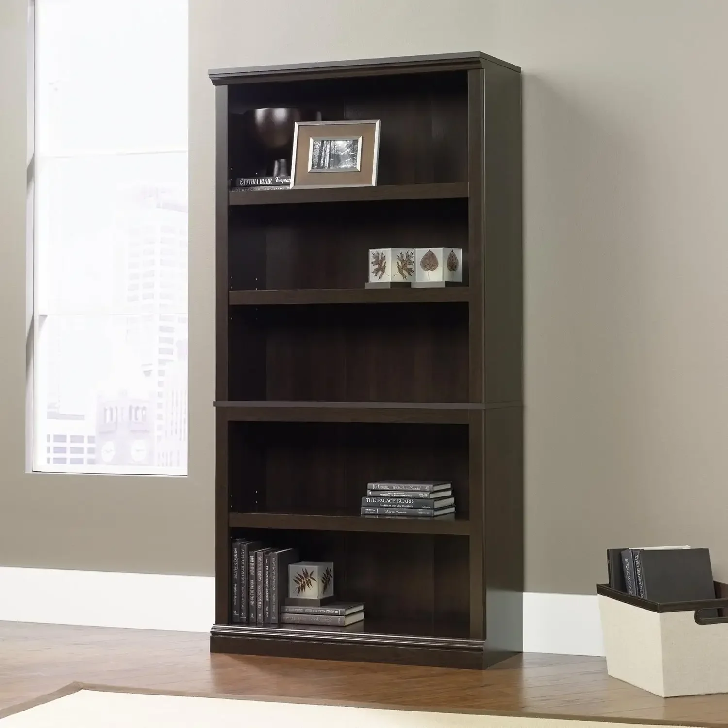 Adjustable bookshelf side view