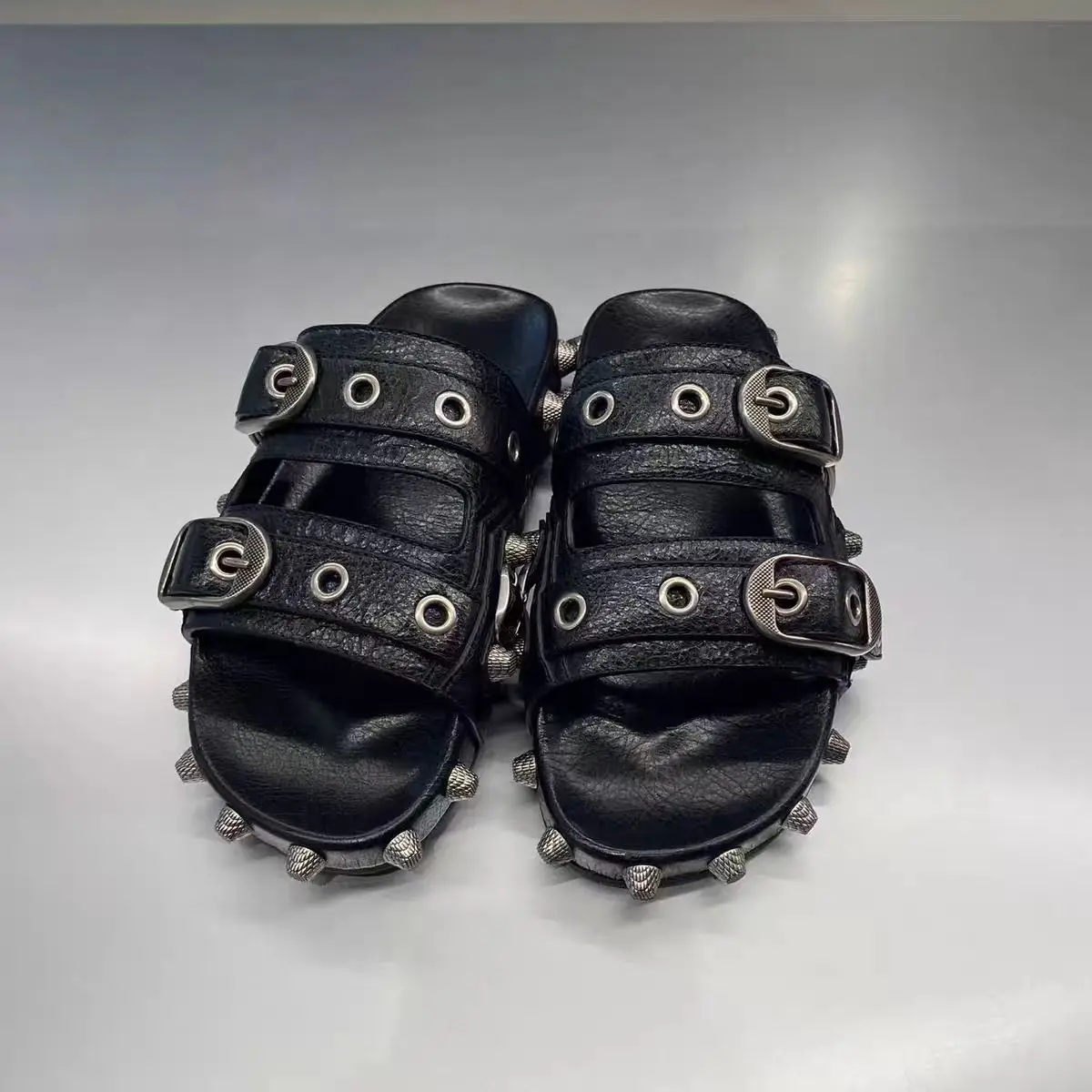 

Сандалии на платформе в стиле панк, однотонная уличная одежда, римские тапочки, без застежки, обувь для женщин