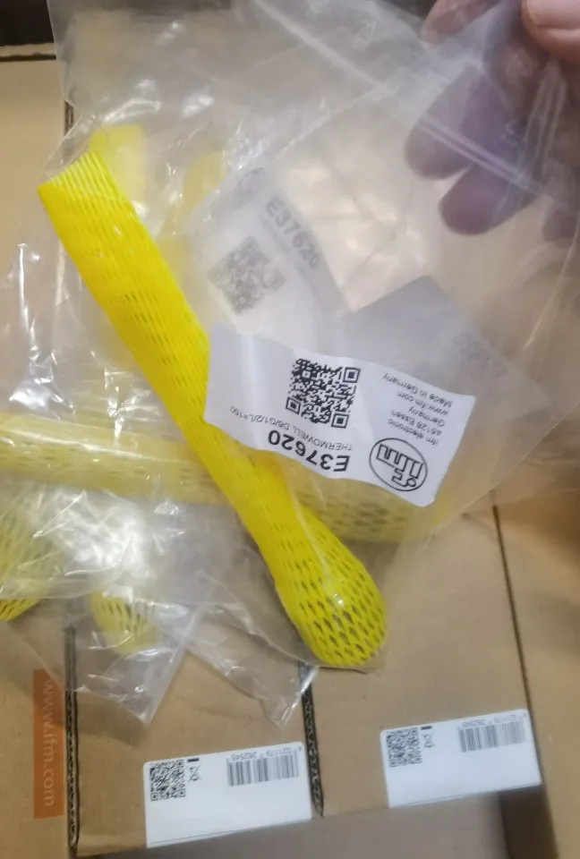 

Original IFM E37620 Temperature Sensor For Package Shipping, With A Penalty Of Ten In Stock For One False Product